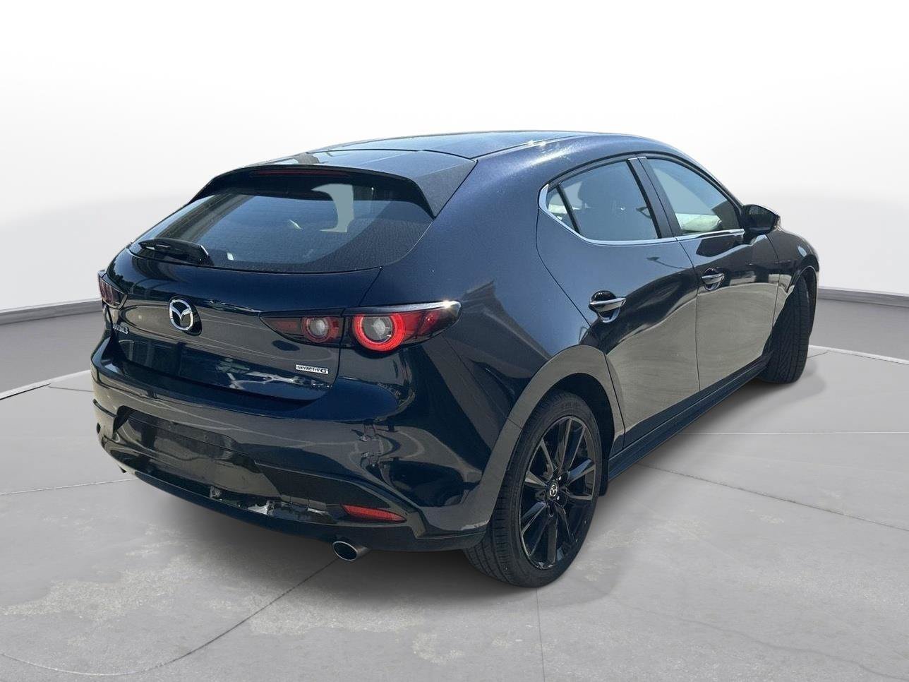 Used 2024 MAZDA MAZDA3 s FWD image 6