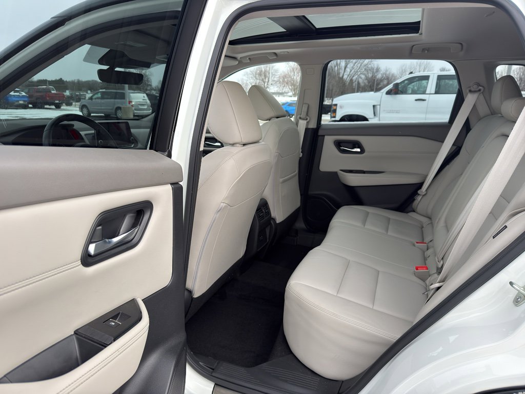 Certified 2023 Nissan Rogue SL image 30