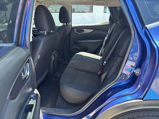Used 2020 Nissan Rogue Sport S w/ Appearance Package FWD image 18