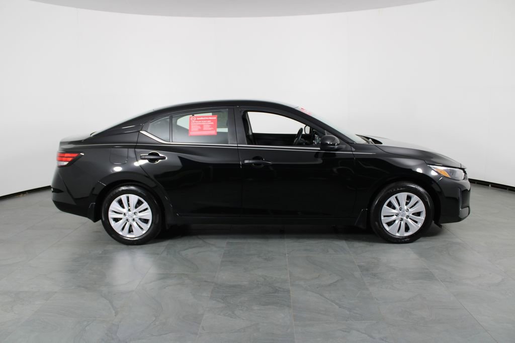 Used 2025 Nissan Sentra S image 8