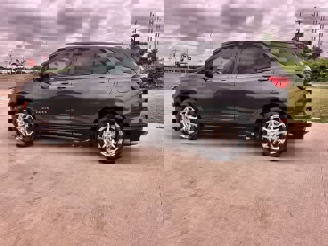 Used 2022 Chevrolet Equinox LS AWD/4WD image 4