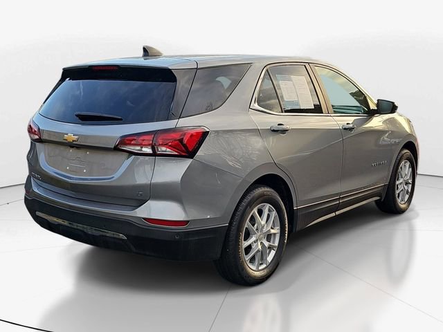 Used 2024 Chevrolet Equinox LT image 3