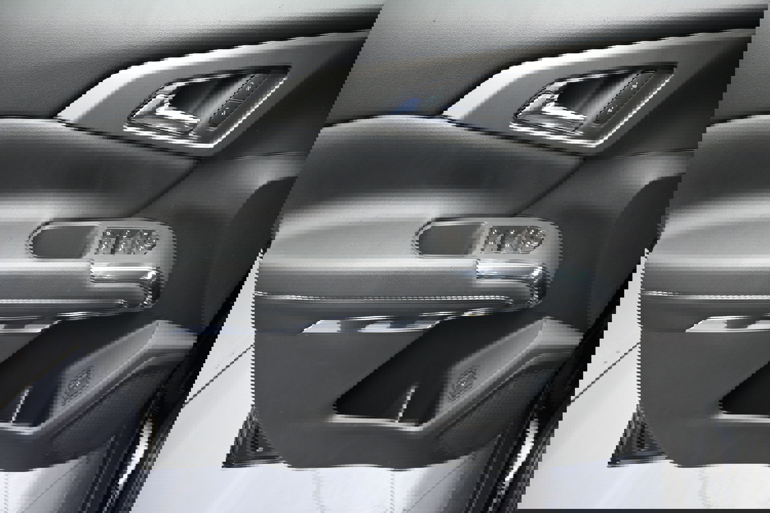 New 2026 Chevrolet Traverse LT FWD image 24