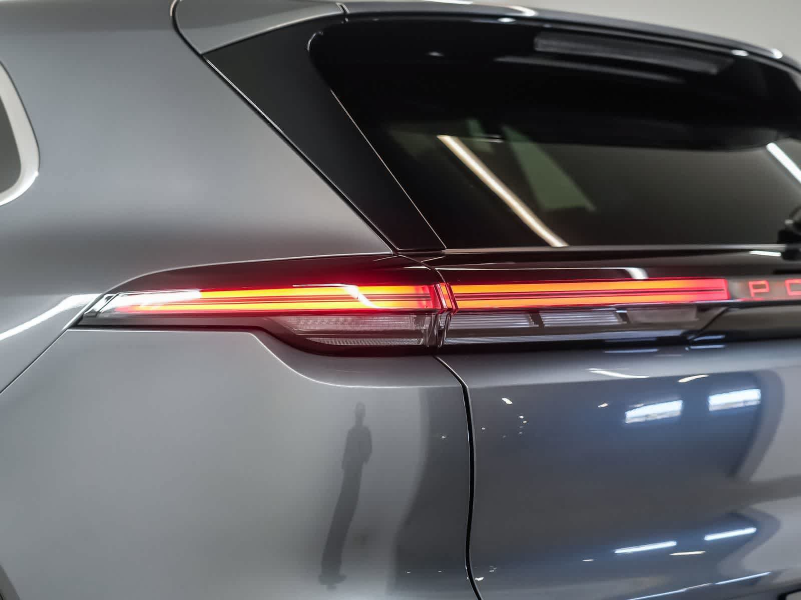 New 2026 Porsche Cayenne Electric AWD/4WD image 15