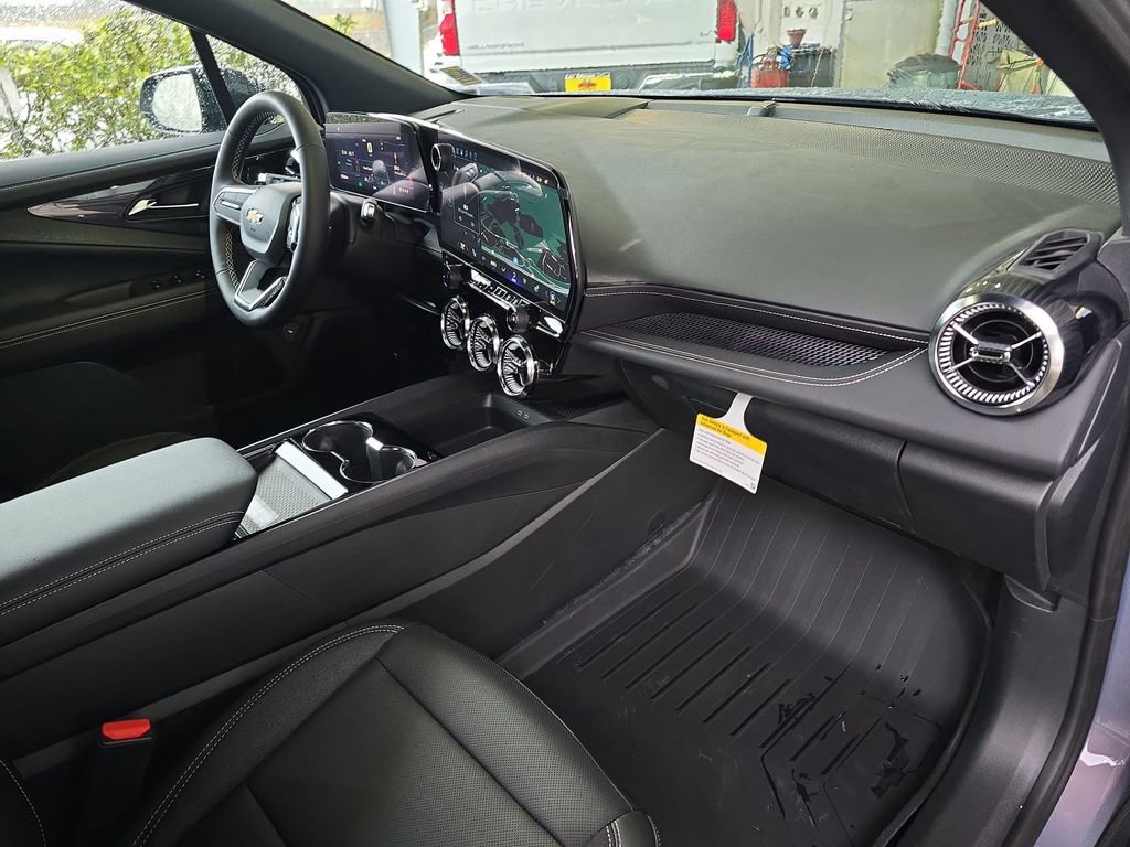 New 2026 Chevrolet Blazer EV LT image 30