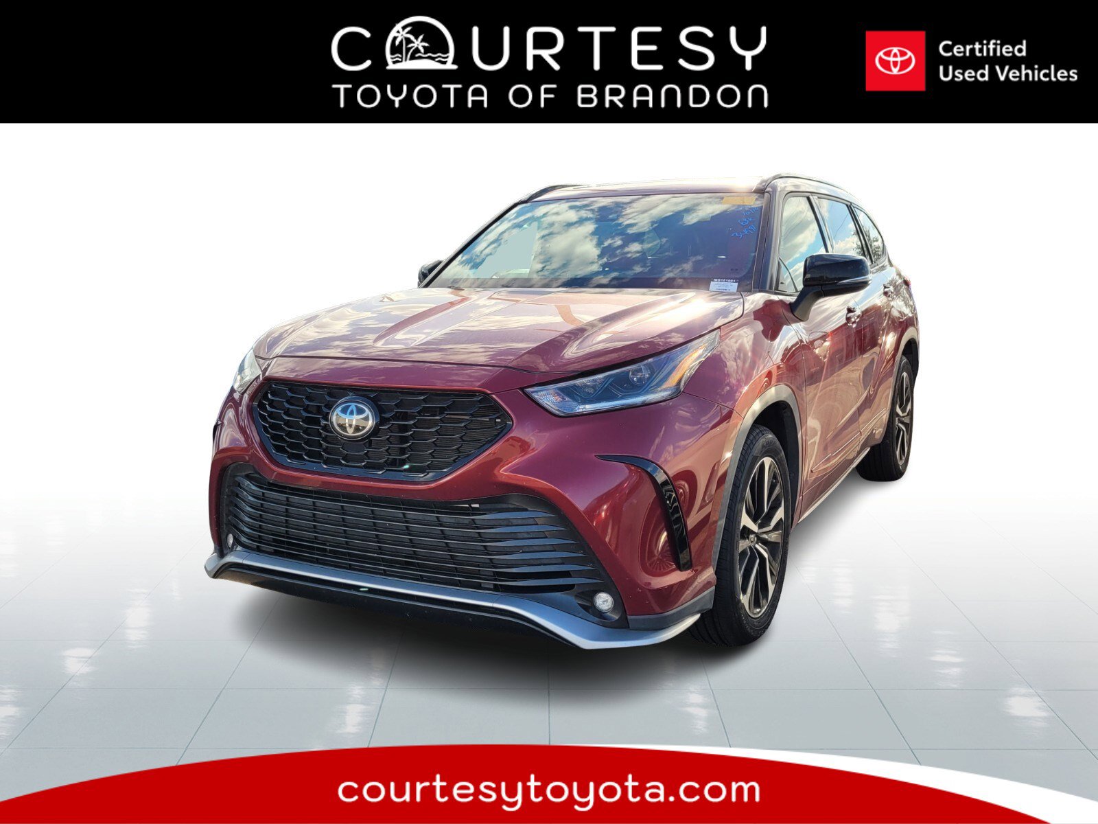Certified 2021 Toyota Highlander XSE