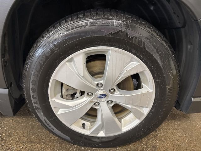 Used 2024 Subaru Ascent Touring image 9