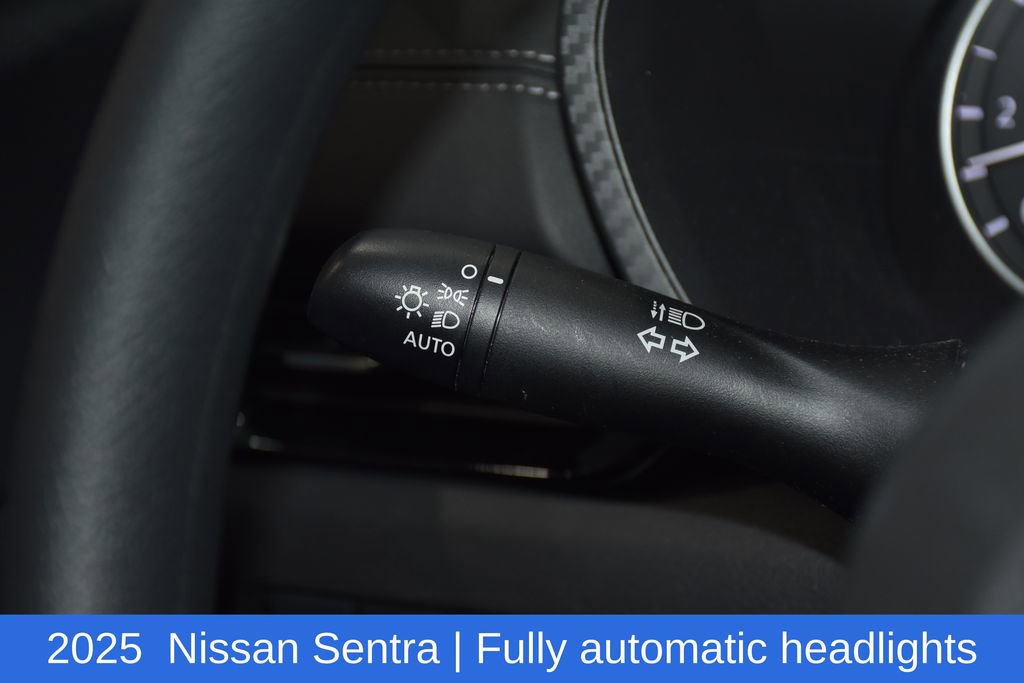 Used 2025 Nissan Sentra SV image 10