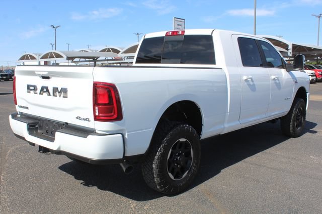 Used 2025 RAM 2500 Laramie AWD/4WD image 3