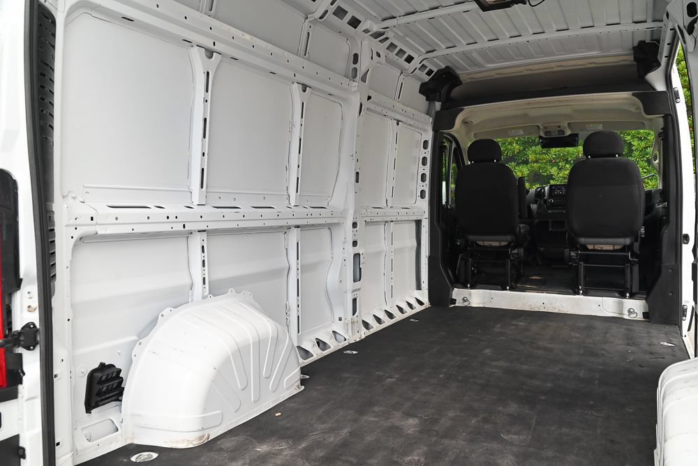 Used 2024 RAM ProMaster 2500 w/ Convenience Group FWD image 10