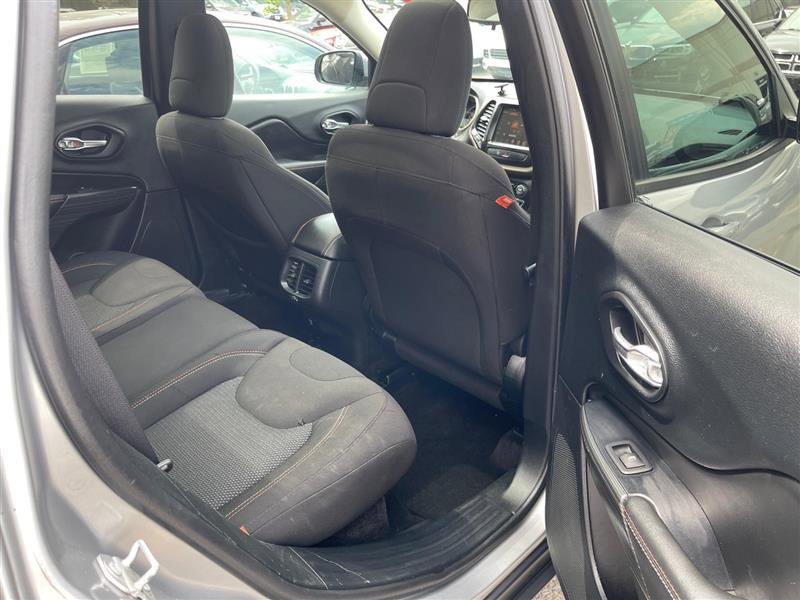 Used 2016 Jeep Cherokee 75th Anniversary image 22