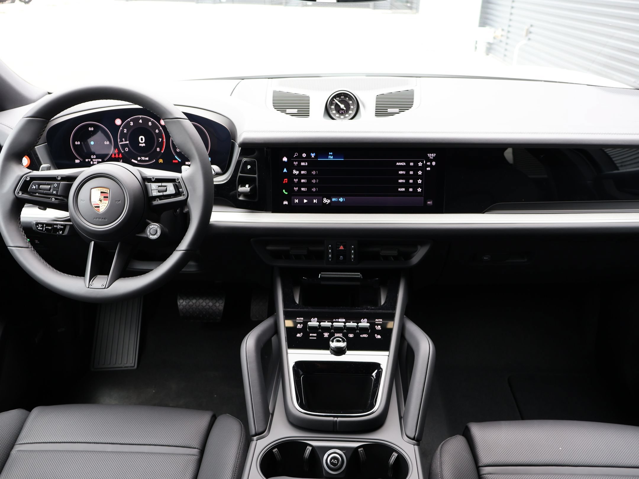 New 2026 Porsche Cayenne Coupe AWD/4WD image 22