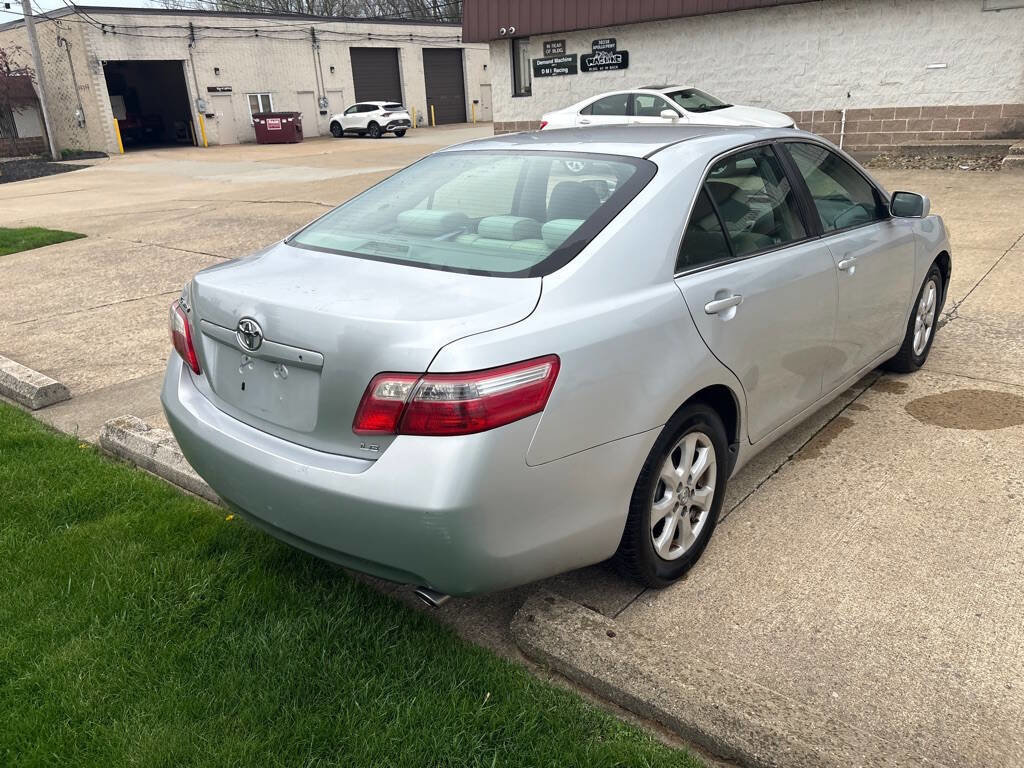 Used 2007 Toyota Camry LE image 7