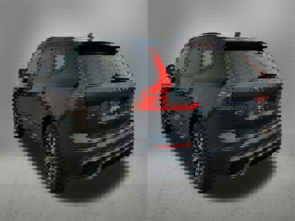 New 2025 Volvo XC60 T8 Plus w/ Protection Package Premier image 4