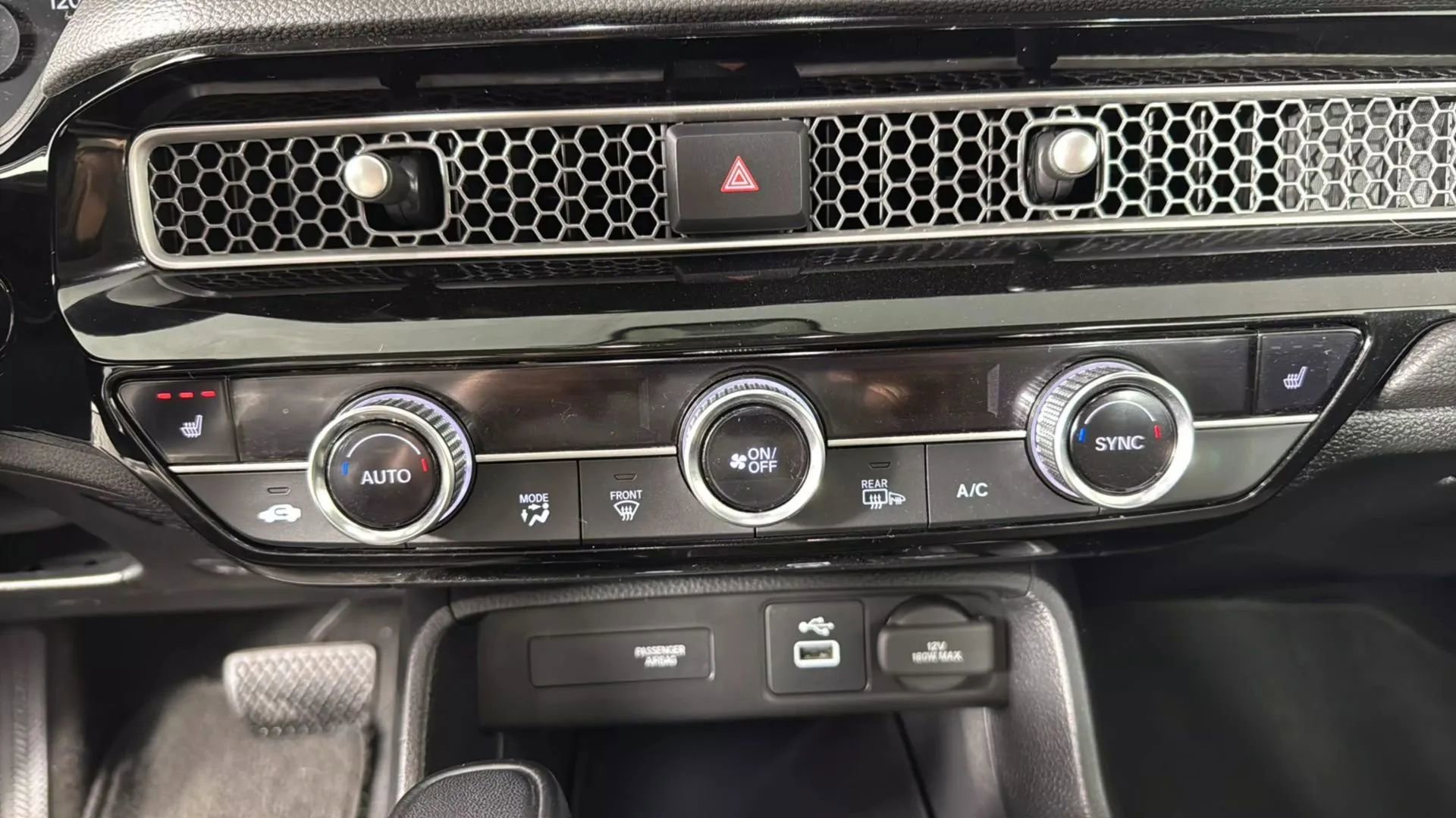 Used 2024 Honda Civic EX image 18