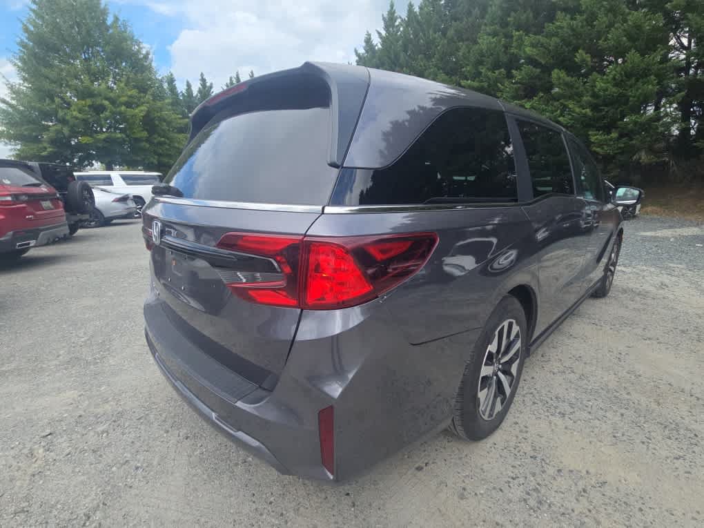Certified 2025 Honda Odyssey EX-L image 9