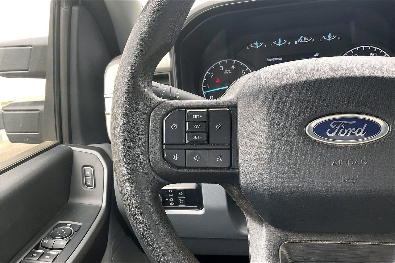Used 2025 Ford F250 XLT image 27