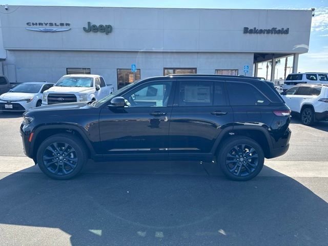 New 2026 Jeep Grand Cherokee Limited AWD/4WD image 2