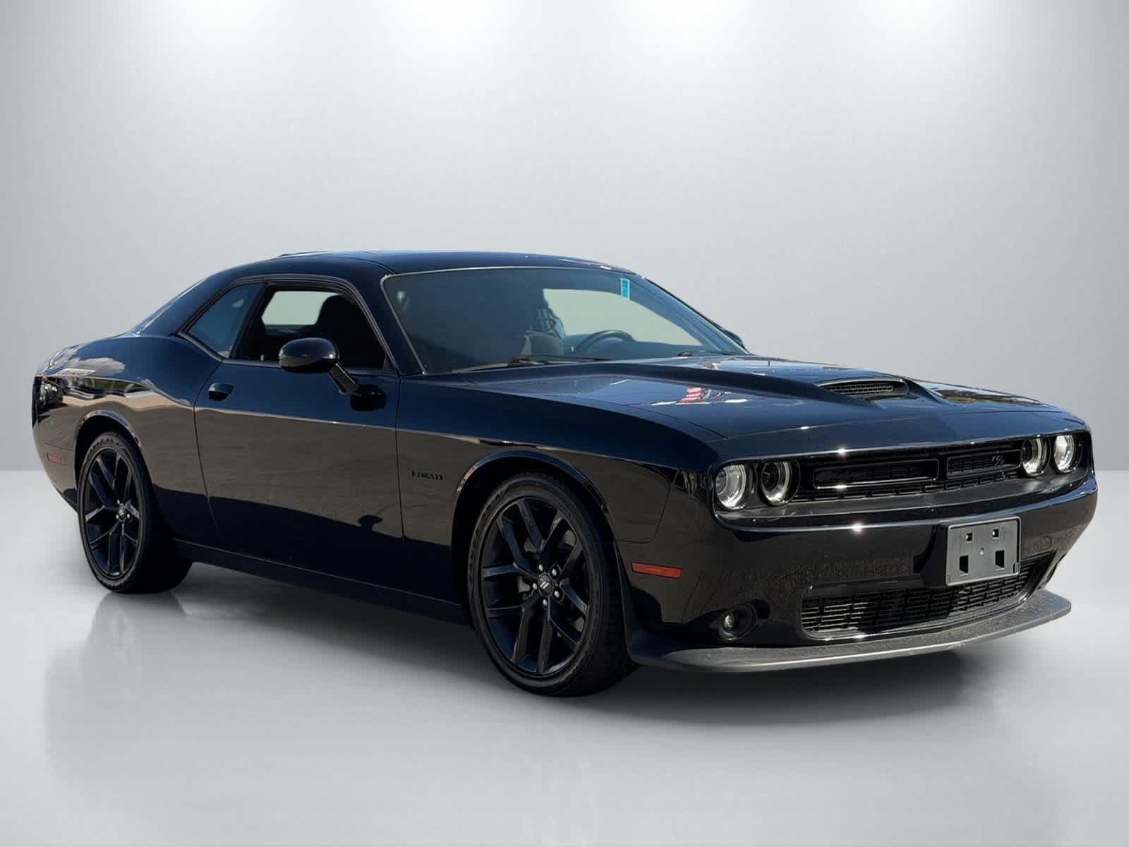 Used 2022 Dodge Challenger R/T w/ Blacktop Package RWD image 11