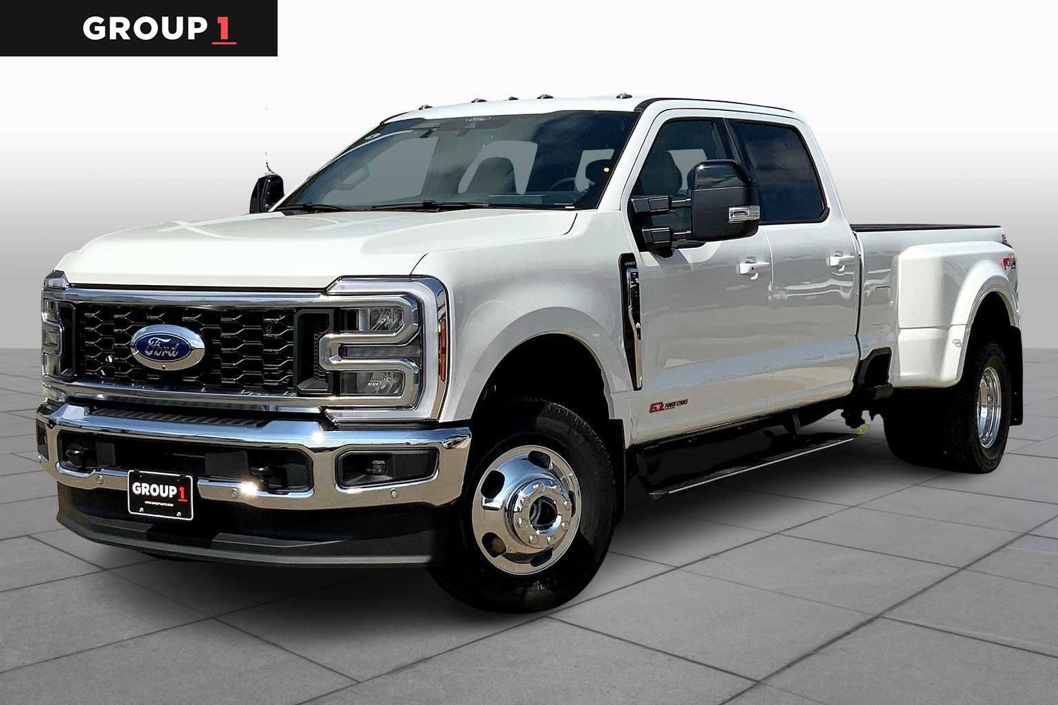 New 2026 Ford F350 4x4 Crew Cab DRW Super Duty
