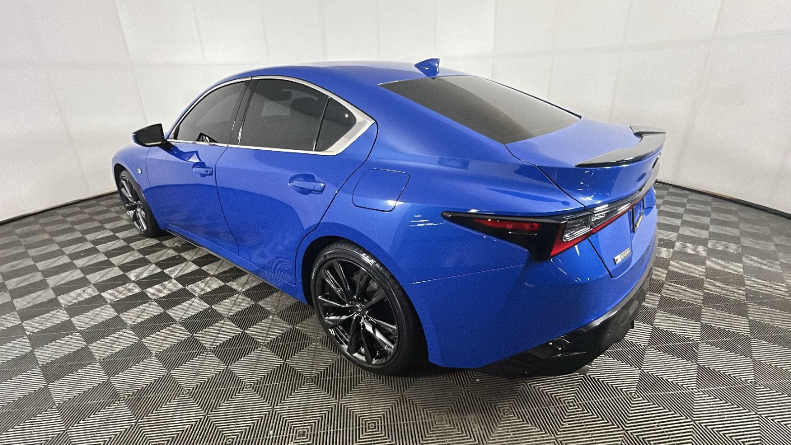Used 2023 Lexus IS 350 F Sport AWD/4WD image 5