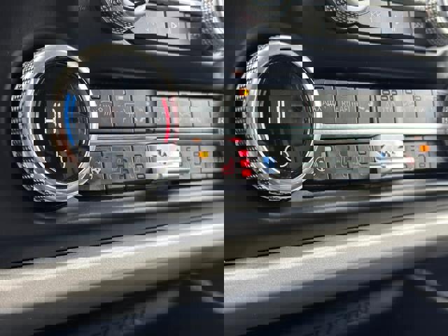 Used 2024 Ford Expedition XLT image 22