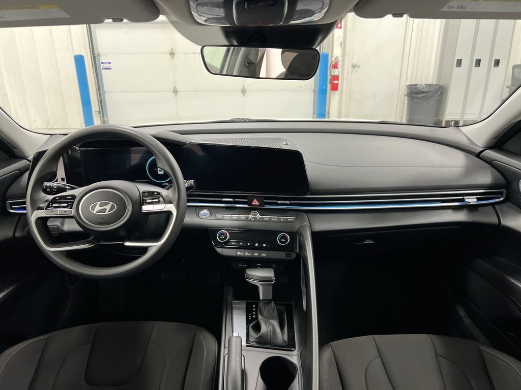 Used 2024 Hyundai Elantra SEL FWD image 10