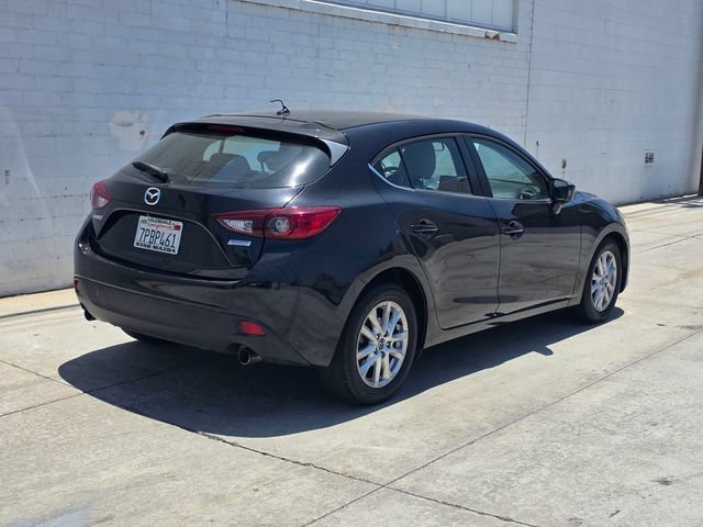 Used 2016 MAZDA MAZDA3 i Sport w/ Preferred Equipment Package FWD image 4
