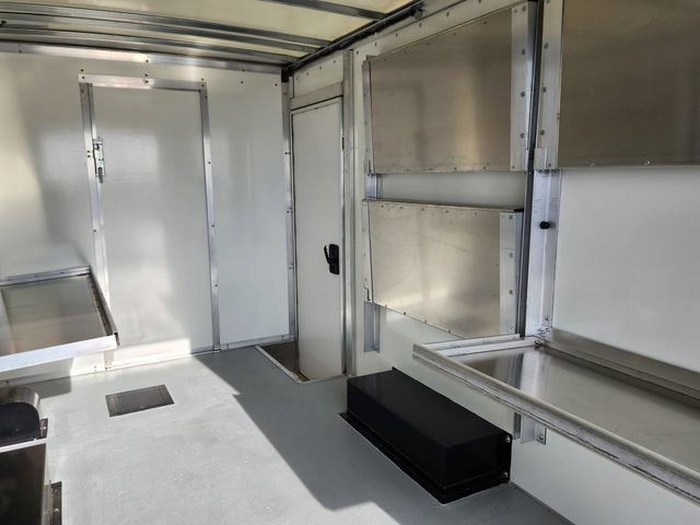 New 2025 Chevrolet Express 3500 Work Van w/ Power Convenience Package image 30