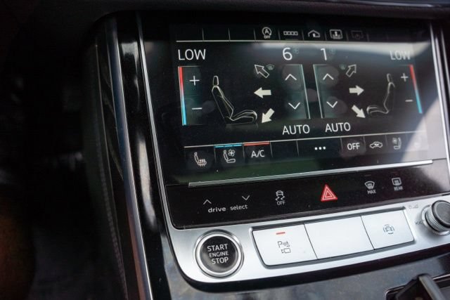 Used 2022 Audi A8 L 3.0T AWD/4WD image 24