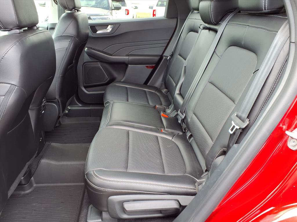 Certified 2022 Ford Escape SEL image 9