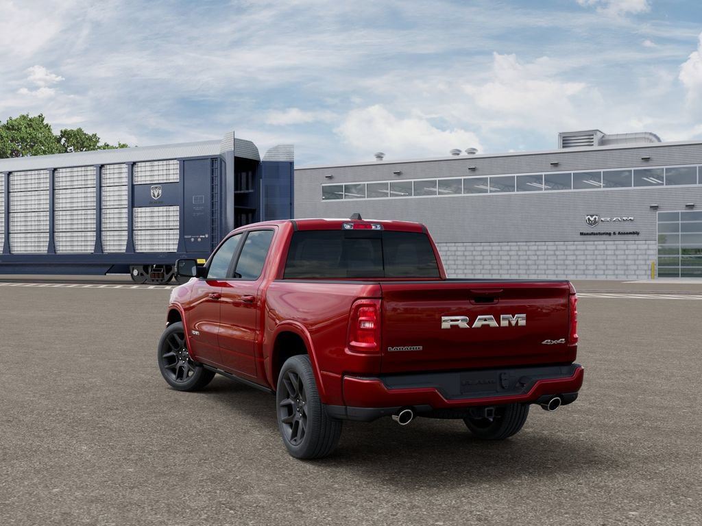 New 2027 RAM 1500 Laramie AWD/4WD image 3