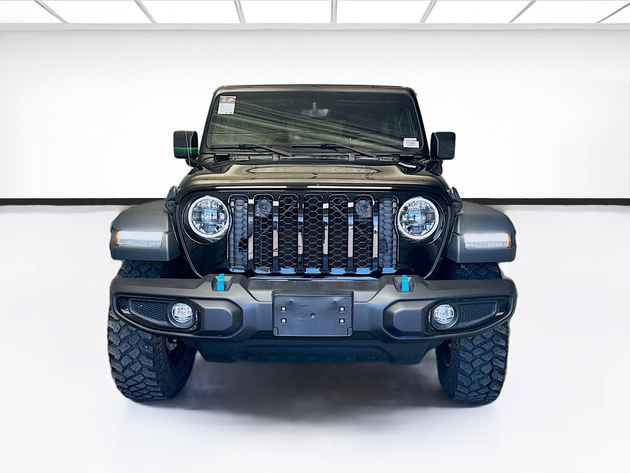 Used 2023 Jeep Wrangler Unlimited w/ Sun & Screen Package AWD/4WD image 2