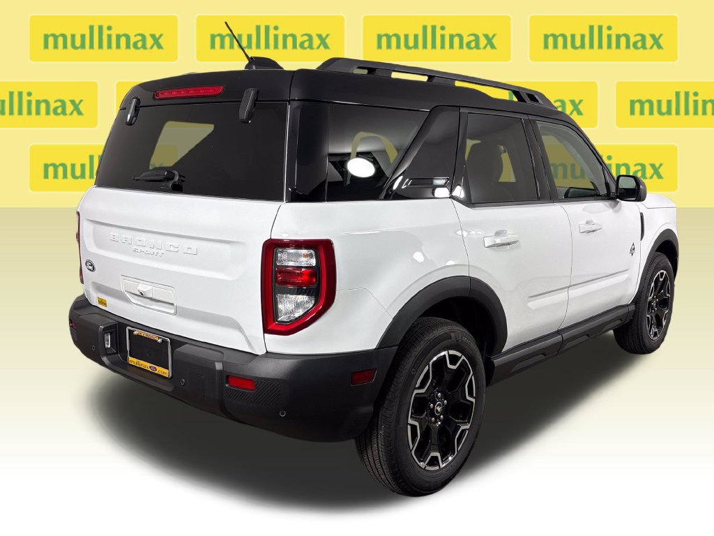 New 2026 Ford Bronco Sport Outer Banks AWD/4WD image 4