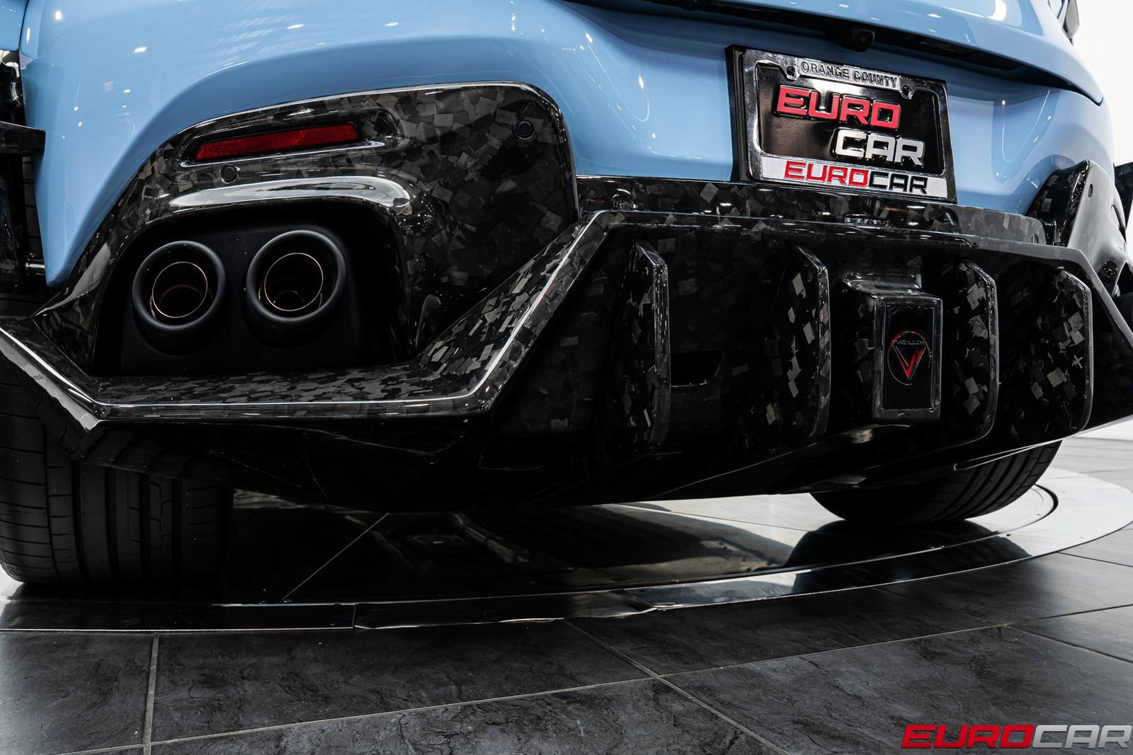 Used 2025 Ferrari Purosangue AWD/4WD image 36