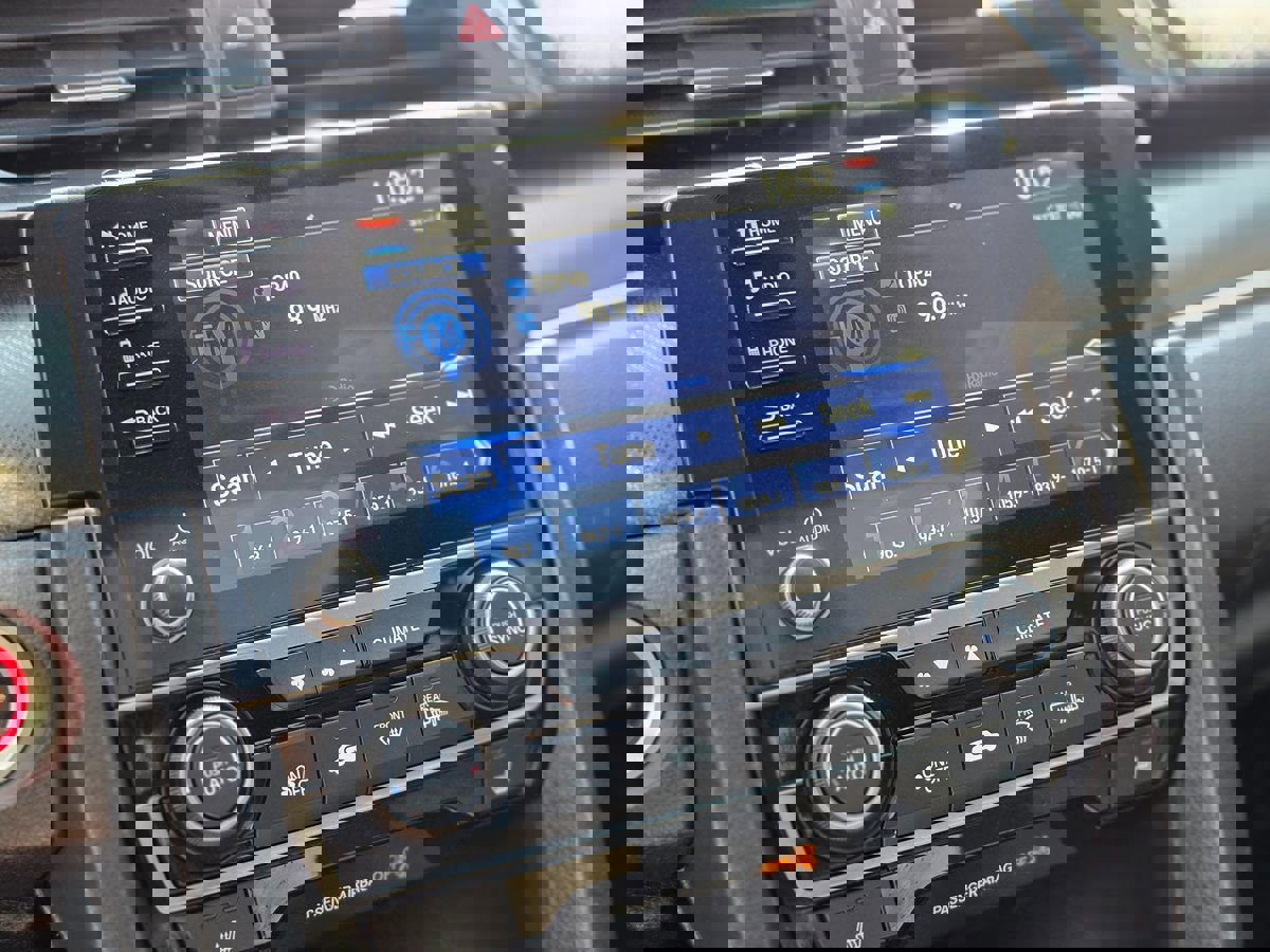 Used 2019 Honda Civic EX image 27