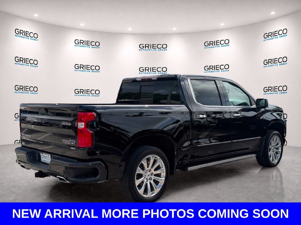 Used 2019 Chevrolet Silverado 1500 High Country w/ Technology Package AWD/4WD image 7