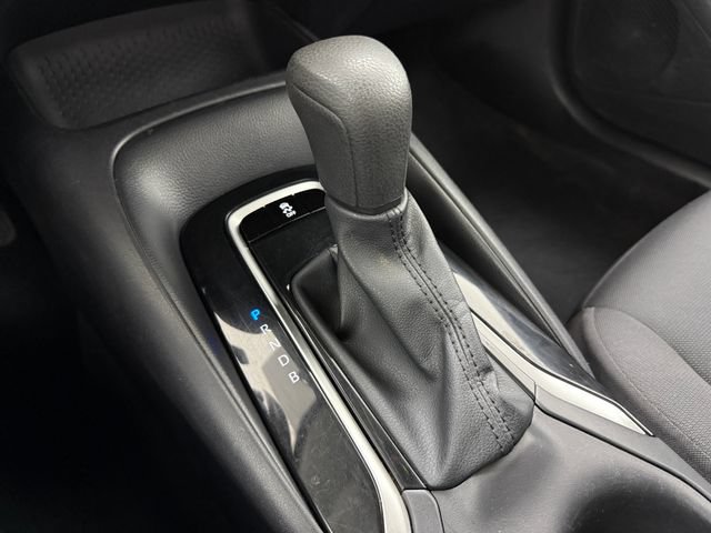 Used 2025 Toyota Corolla LE FWD image 19