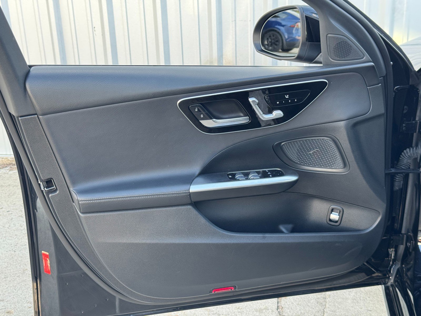 Used 2022 Mercedes-Benz C 300 Sedan image 41