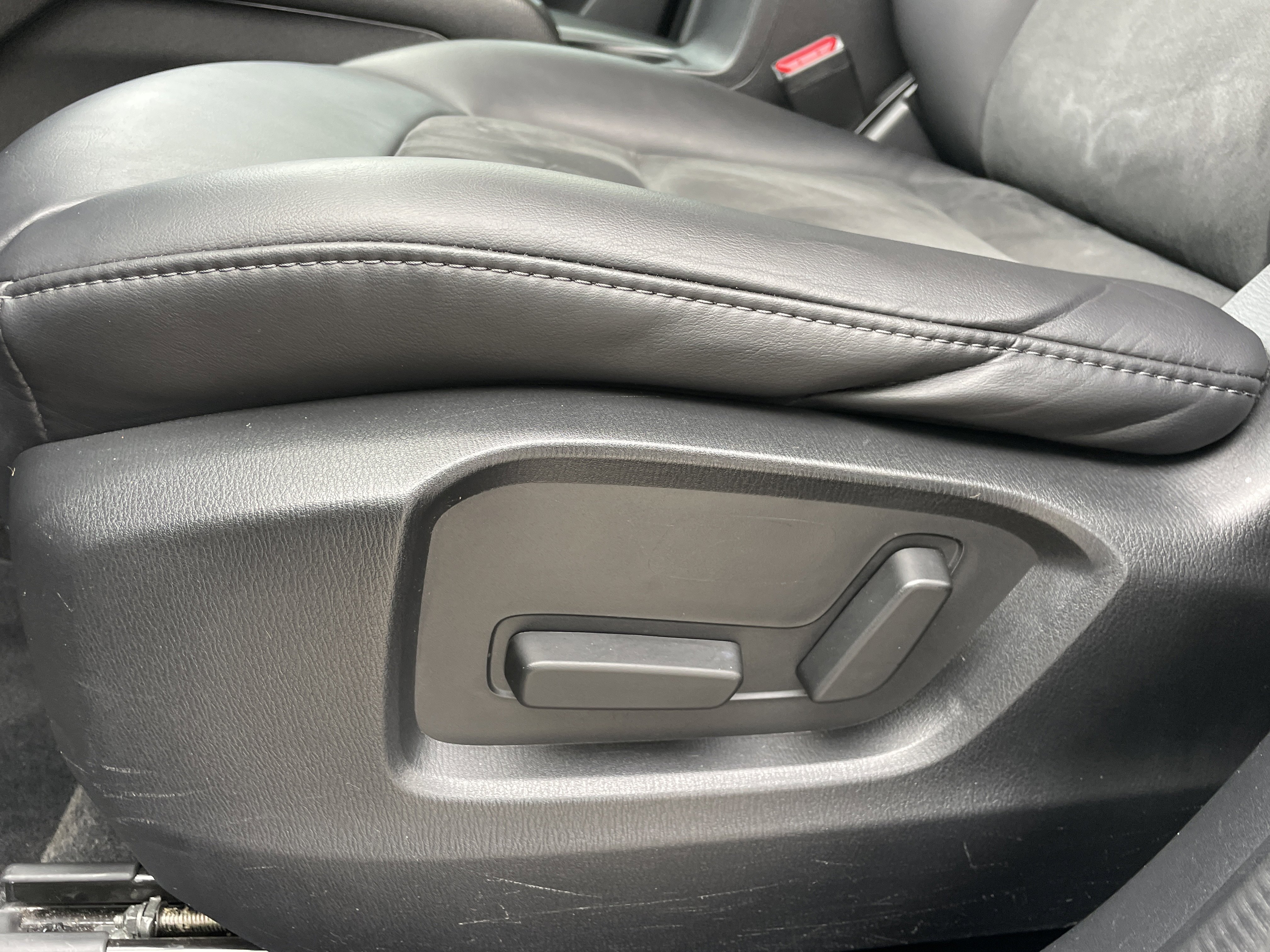 Used 2018 MAZDA CX-5 Touring image 19