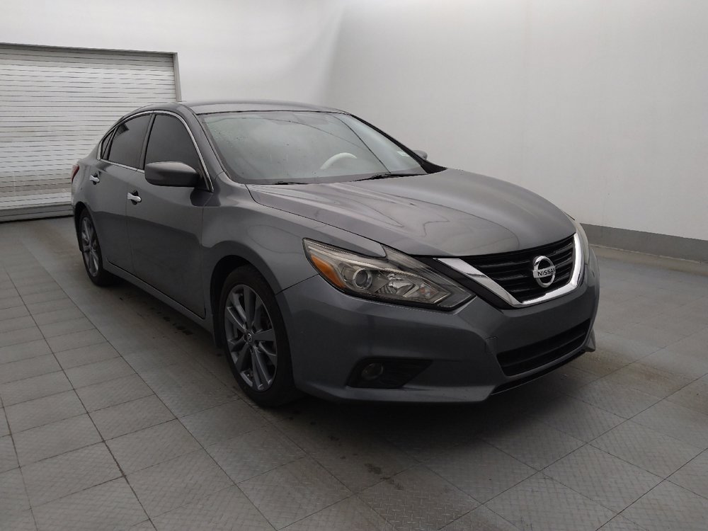 Used 2018 Nissan Altima 2.5 SR w/ SR Special Edition image 13