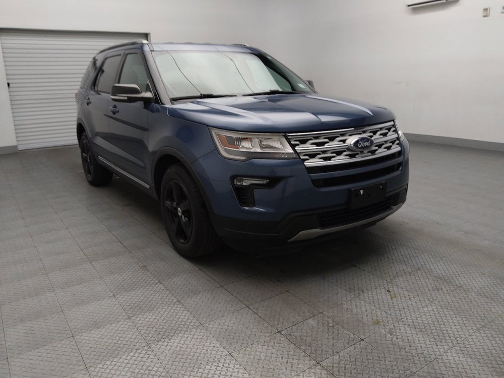Used 2019 Ford Explorer XLT w/ Equipment Group 201A FWD image 13