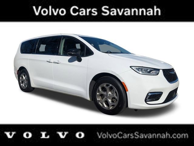 Used 2024 Chrysler Pacifica Limited