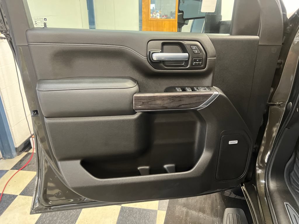 Used 2022 Chevrolet Silverado 2500 LTZ AWD/4WD image 44