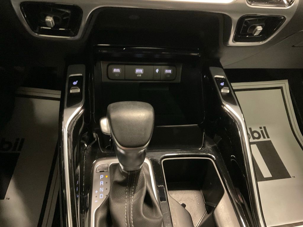 Used 2023 Kia Sorento SX image 18