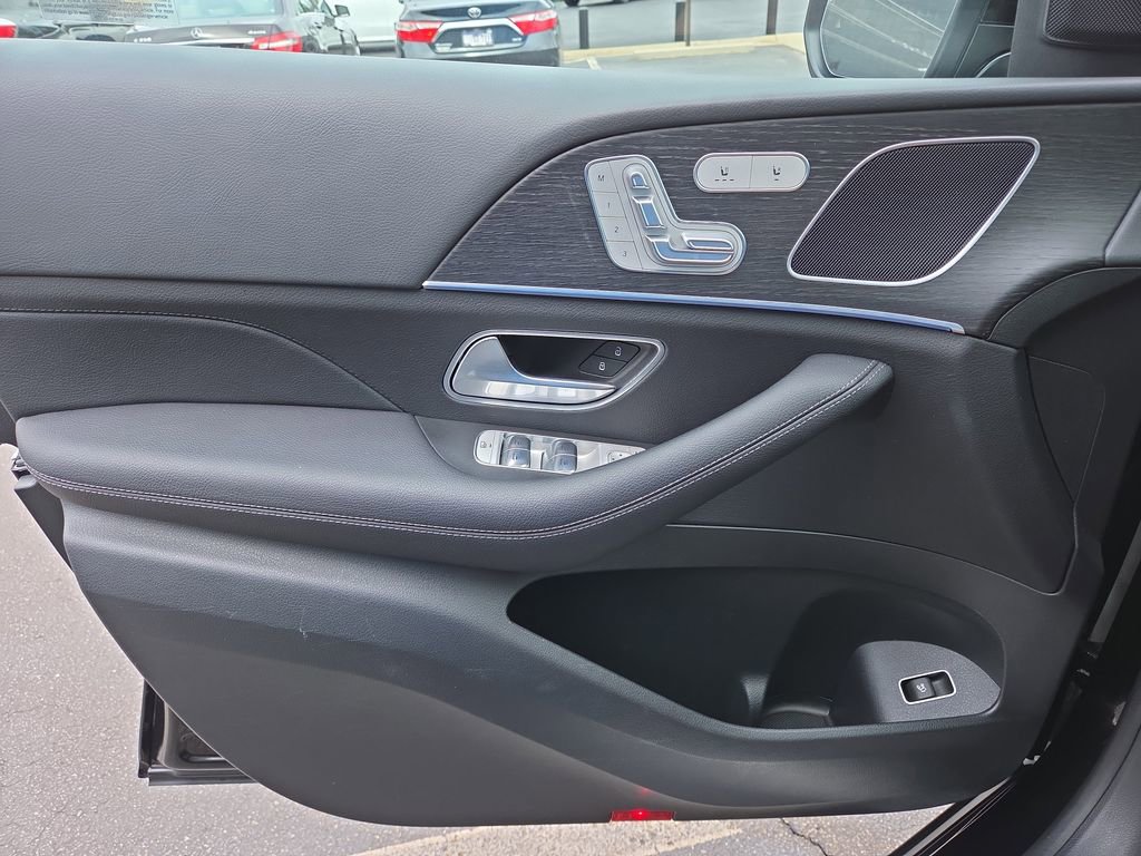 Certified 2025 Mercedes-Benz GLE 450 4MATIC image 21