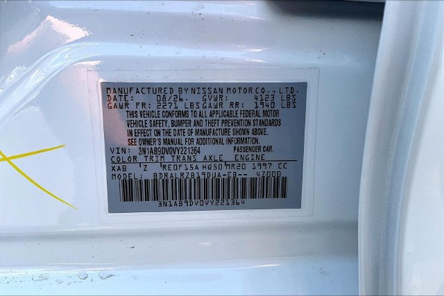 New 2027 Nissan Sentra SR w/ SR All Weather Package FWD image 8