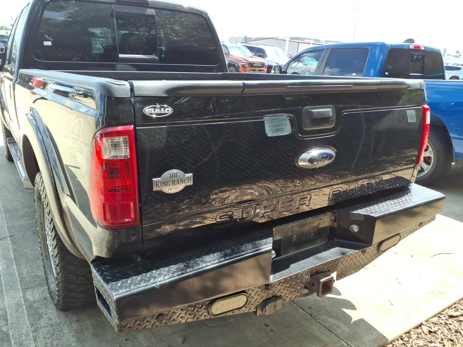 Used 2015 Ford F250 King Ranch w/ FX4 Off-Road Package AWD/4WD image 6