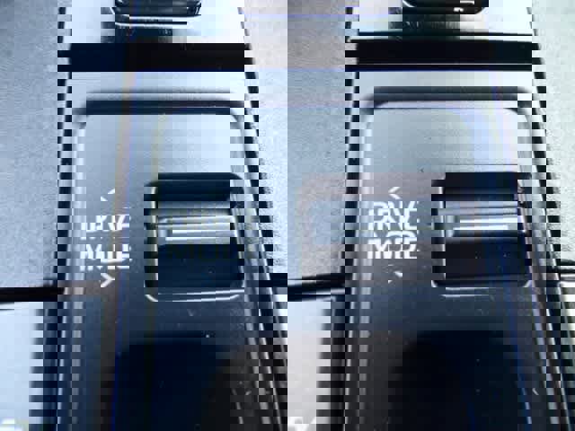 Used 2024 Toyota Prius LE image 30