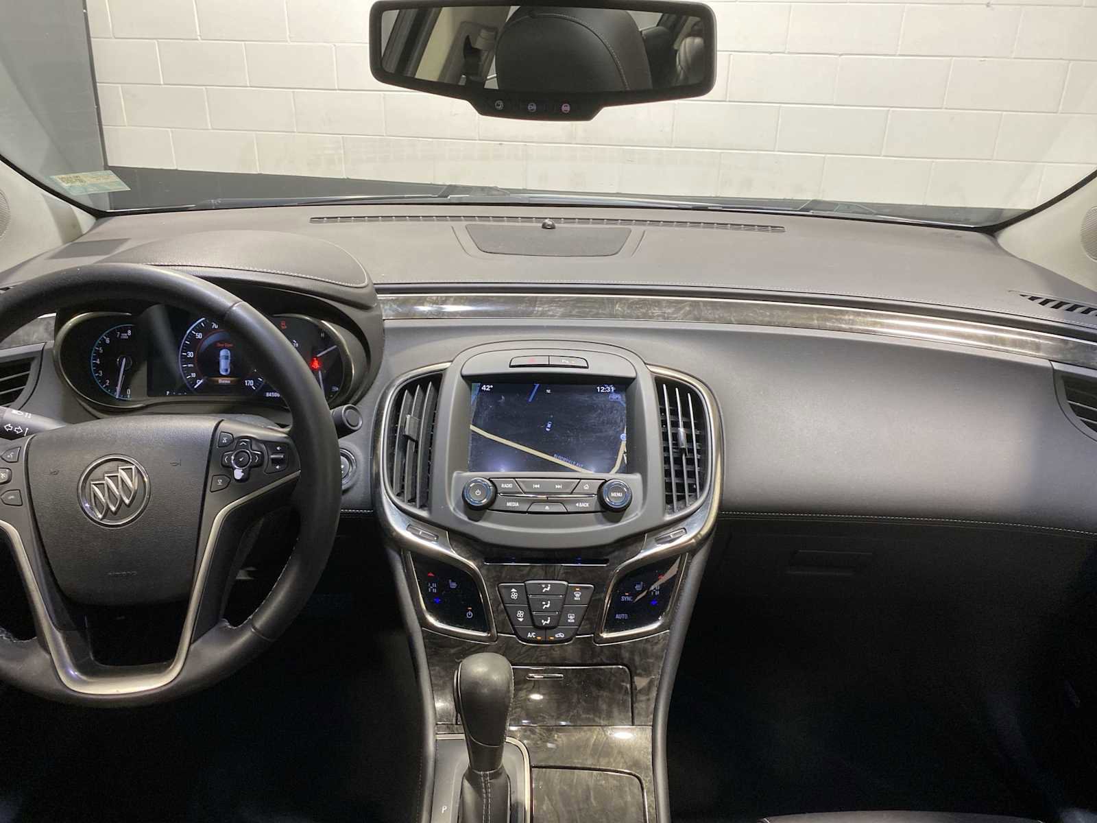 Used 2014 Buick LaCrosse Leather image 10